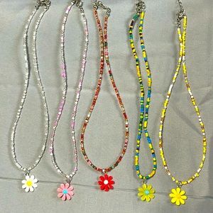 Flowers necklaces for girls (5)